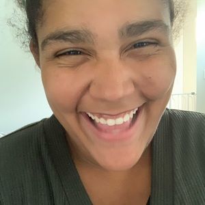 Meet your Posher, Jasmine